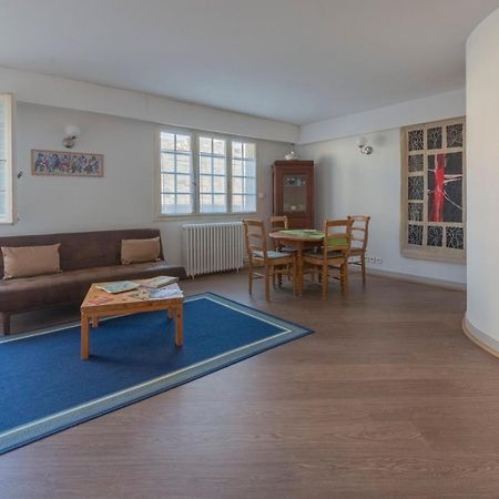 Appartement De Charme - Vue Sur Remparts - Wifi Gratuit - Parking Payant A Proximite Avignon Exterior foto