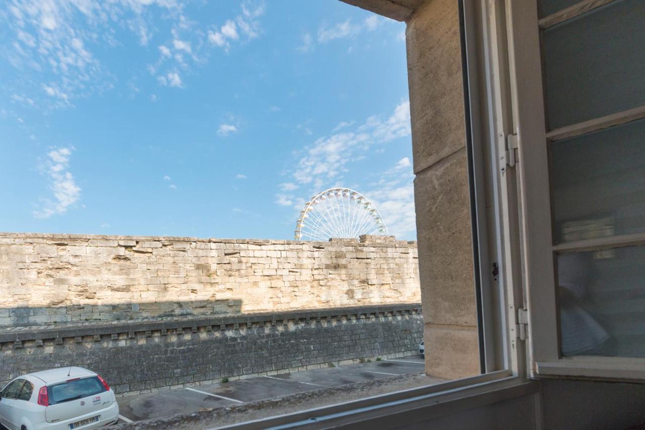 Appartement De Charme - Vue Sur Remparts - Wifi Gratuit - Parking Payant A Proximite Avignon Exterior foto